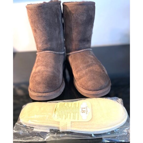 UGG Australia Women's Classic Short II Sheepskin Boots Chocolate Brown SZ 7 - Picture 1 of 11